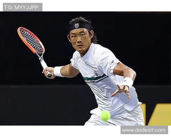 重庆网球队以61分领跑精英赛积分榜展现强劲实力